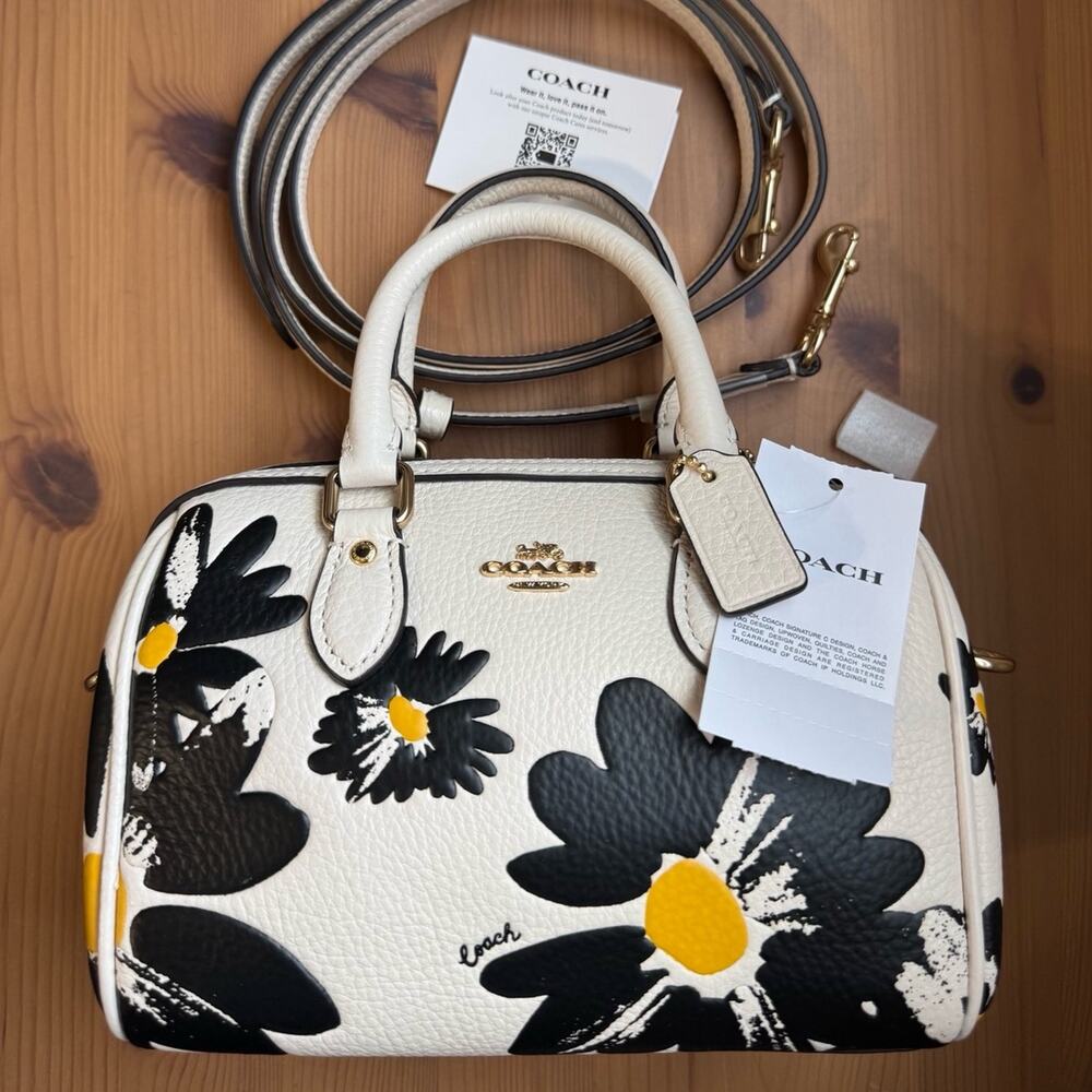 🌸 🍃Coach Mini Rowan Crossbody Bag With Floral Print